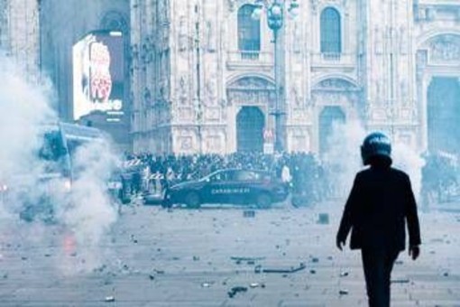 Decreto cortei, per minori fermo preventivo e subito imputabilità: la stretta del governo dopo i disordini Decreto cortei, per minori fermo preventivo e subito imputabilità: la stretta del governo dopo i disordini