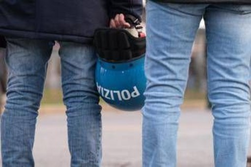Agenti feriti a Torino, lettera del capo della polizia: "Vostro impegno garanzia per democrazia"