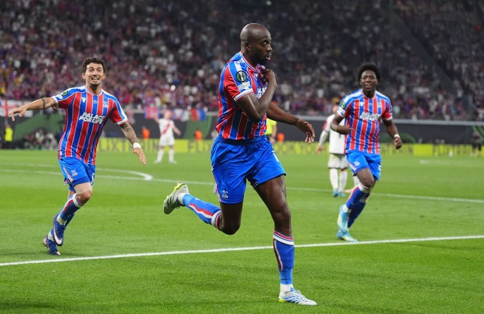 Crystal Palace nella storia: battuto il Rayo, è trionfo in Conference League Crystal Palace nella storia: battuto il Rayo, è trionfo in Conference League