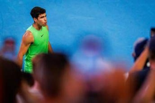 Australian Open, Alcaraz ha finto di ritirarsi? Il gesto che ha 'confuso' Zverev