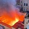 Incendio all'alba di oggi a Napoli, in fiamme il Teatro Sannazaro