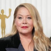 Christina Applegate: "Non ho la sclerosi multipla, hanno sbagliato diagnosi" Christina Applegate: "Non ho la sclerosi multipla, hanno sbagliato diagnosi"