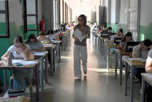 Il regista di 'Notte prima degli esami 3.0' agli studenti: ''Passate la serata con gli amici, ricorderete per sempre questo momento'' Il regista di 'Notte prima degli esami 3.0' agli studenti: ''Passate la serata con gli amici, ricorderete per sempre questo momento''