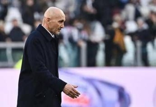 Juve-Galatasaray, Comolli: "Espulsione di Kelly decisione frustrante" Juve-Galatasaray, Comolli: "Espulsione di Kelly decisione frustrante"