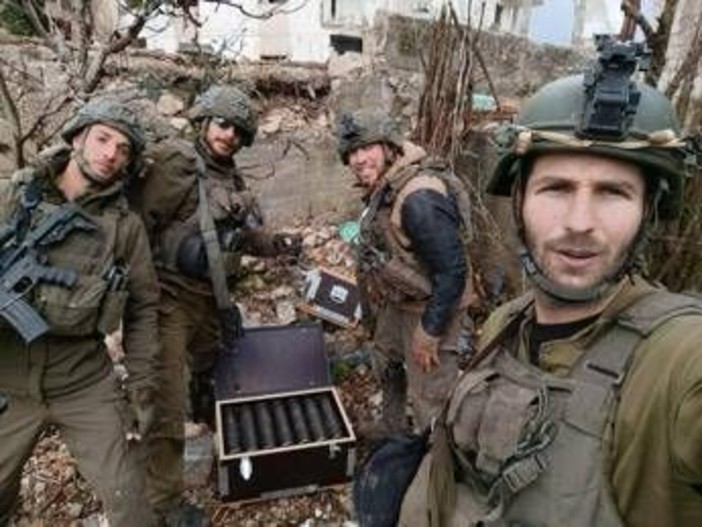 Attacco in Cisgiordania, grave il figlio dell'ambasciatore israeliano negli Stati Uniti Attacco in Cisgiordania, grave il figlio dell'ambasciatore israeliano negli Stati Uniti