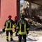 Crollo palazzina Messina, 6 dispersi: ricerche rese difficili da incendio che cova sotto le macerie Crollo palazzina Messina, 6 dispersi: ricerche rese difficili da incendio che cova sotto le macerie