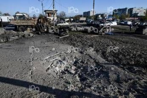 Ucraina, raid russo in pieno cessate il fuoco: colpito sito industriale a Zaporizhzhia