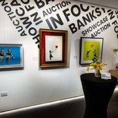 Banksy, svelata l'identità: l'artista è Robin Gunningham (ma ha cambiato nome) Banksy, svelata l'identità: l'artista è Robin Gunningham (ma ha cambiato nome)