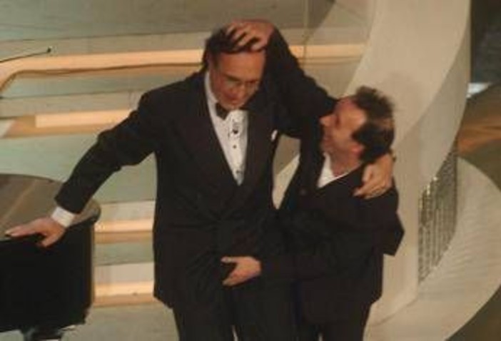 Addio Pippo Baudo, l'omaggio di Benigni: &quot;Con lui momenti di gioia incontenibile&quot;