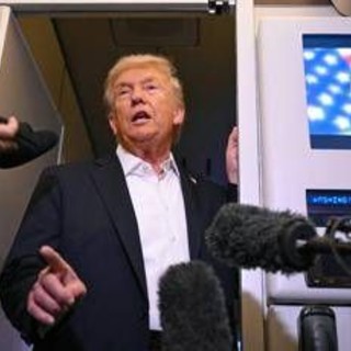 Trump: &quot;Non volevo chiedere la grazia per Netanyahu ma era il momento perfetto&quot;
