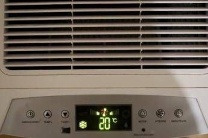 Caldo record, vita con l'aria condizionata: ecco quali climatizzatori scelgono gli italiani Caldo record, vita con l'aria condizionata: ecco quali climatizzatori scelgono gli italiani