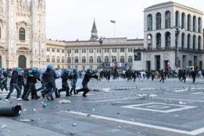 Guerriglia a Milano, oggi il Consiglio dei Ministri: atteso decreto con misure per fermare le violenze