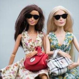 Dazi, effetto Trump spinge in alto prezzi delle Barbie: la decisione della Mattel