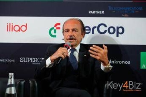 Butti: "Reti strategiche per Difesa ed economia, serve nuovo modello per gli operatori" Butti: "Reti strategiche per Difesa ed economia, serve nuovo modello per gli operatori"